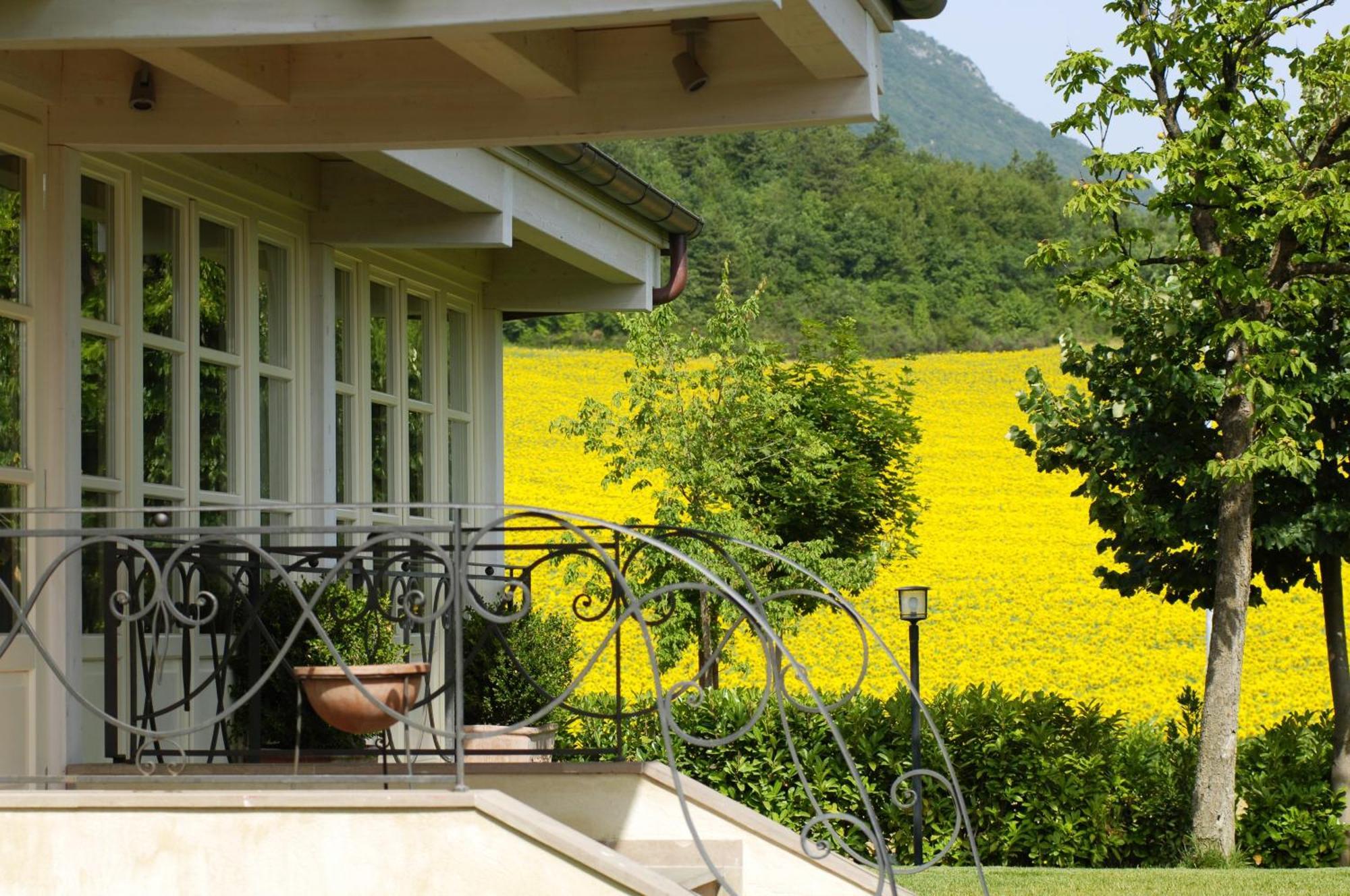 Relais Villa Fornari Camerino Exteriér fotografie